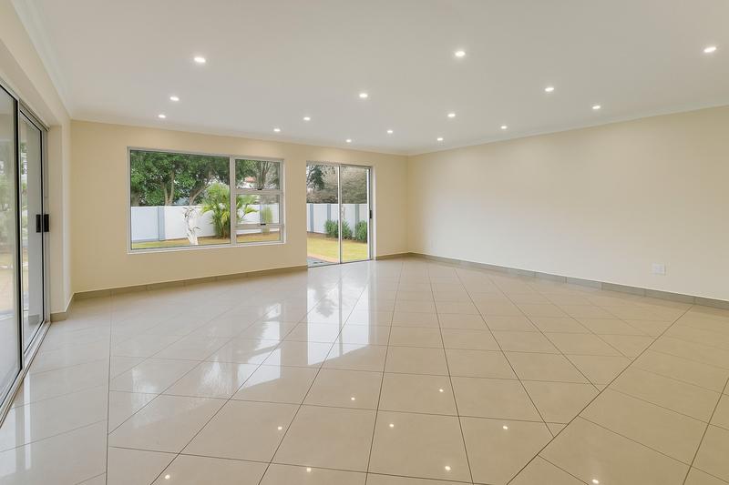 To Let 5 Bedroom Property for Rent in Moreleta Park Gauteng