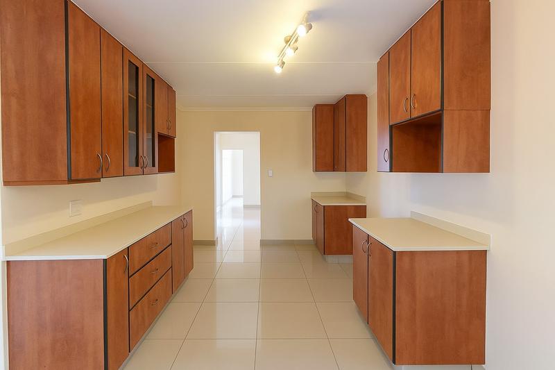 To Let 5 Bedroom Property for Rent in Moreleta Park Gauteng