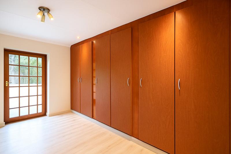 To Let 5 Bedroom Property for Rent in Moreleta Park Gauteng