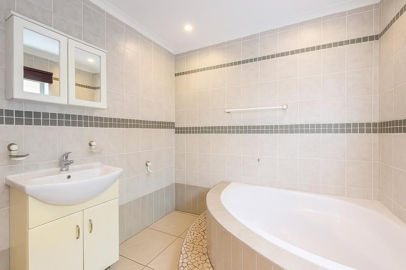 To Let 5 Bedroom Property for Rent in Moreleta Park Gauteng