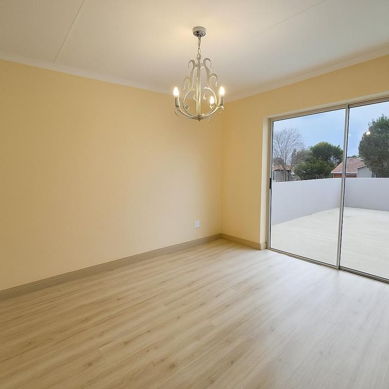 To Let 5 Bedroom Property for Rent in Moreleta Park Gauteng