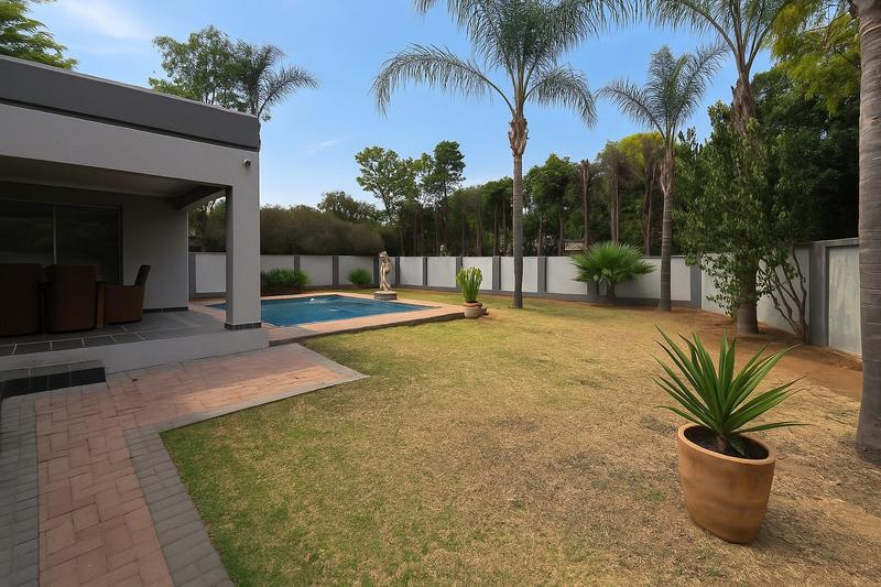 To Let 5 Bedroom Property for Rent in Moreleta Park Gauteng
