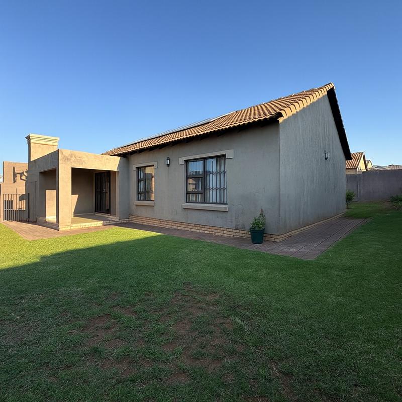 To Let 3 Bedroom Property for Rent in Thatchfield Gauteng