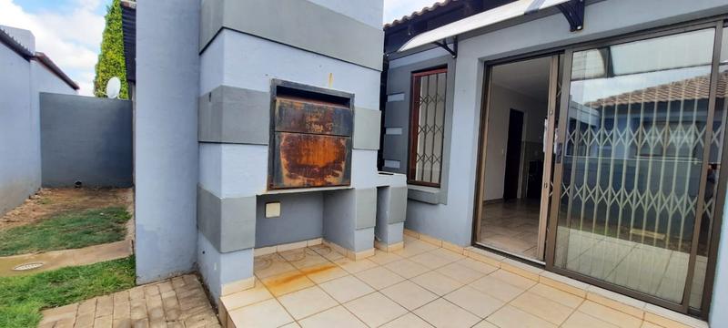 3 Bedroom Property for Sale in The Reeds Gauteng