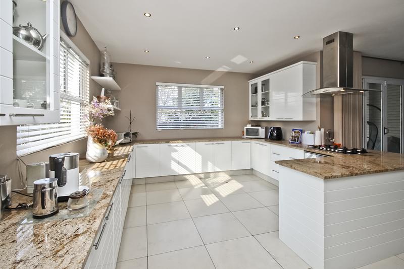 To Let 4 Bedroom Property for Rent in Edenburg Gauteng