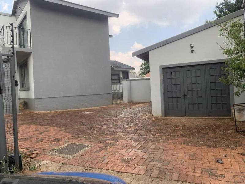 To Let 4 Bedroom Property for Rent in Dunvegan Gauteng