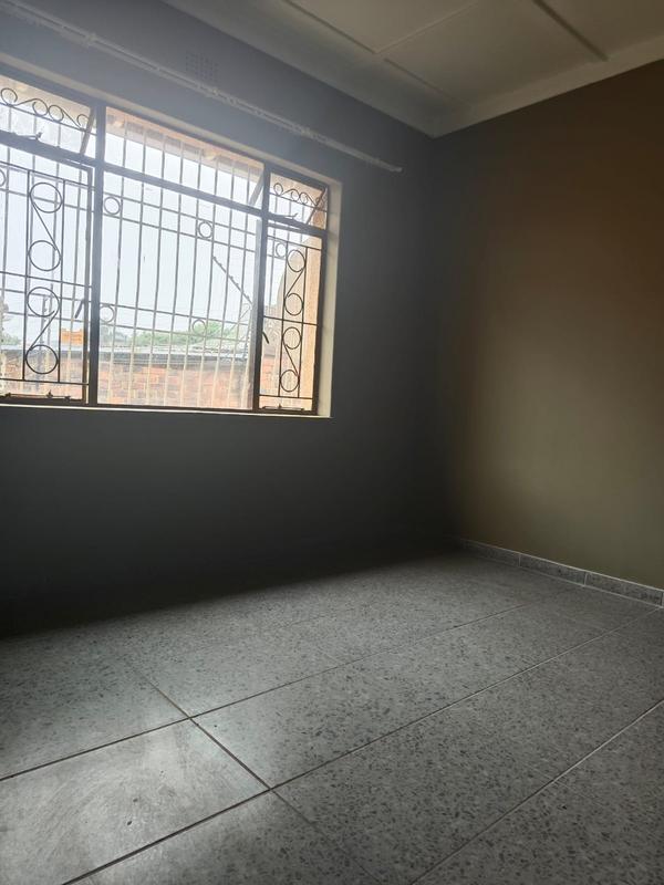 To Let 2 Bedroom Property for Rent in Kensington Gauteng