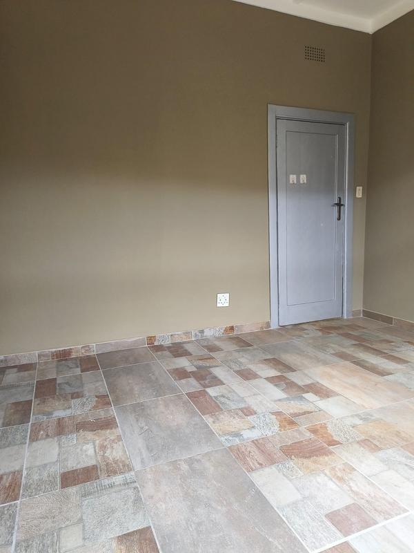 To Let 2 Bedroom Property for Rent in Kensington Gauteng