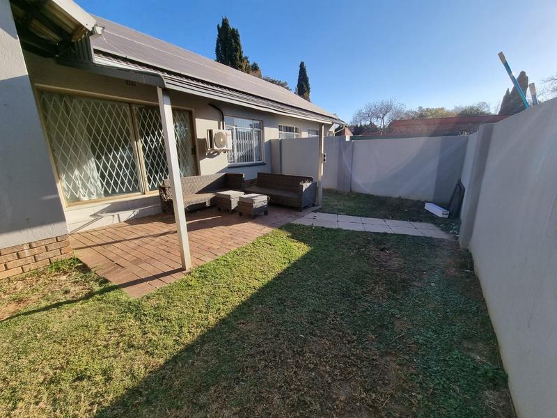 To Let 3 Bedroom Property for Rent in Woodmead Gauteng