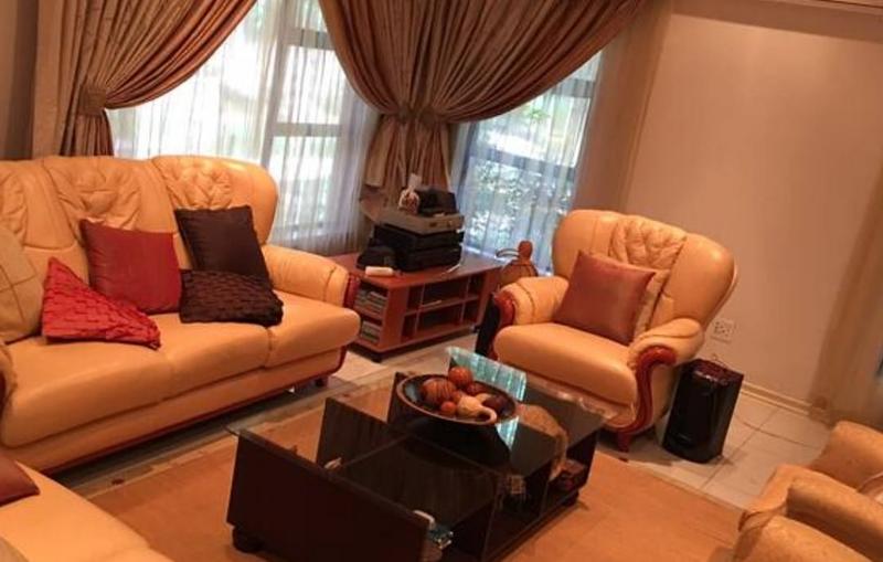 To Let 1 Bedroom Property for Rent in Houghton Gauteng