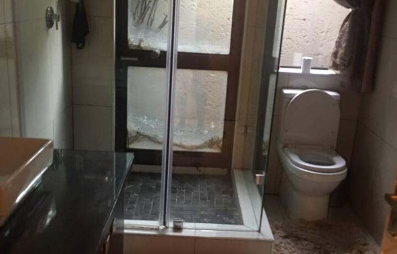 To Let 1 Bedroom Property for Rent in Houghton Gauteng