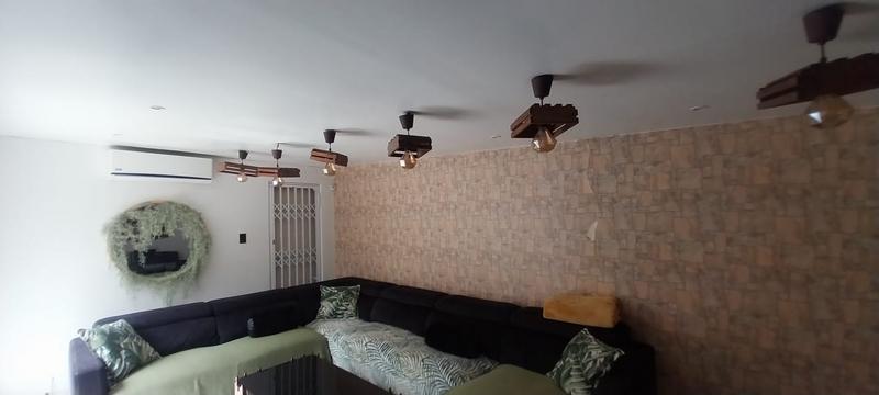 8 Bedroom Property for Sale in Kensington Gauteng