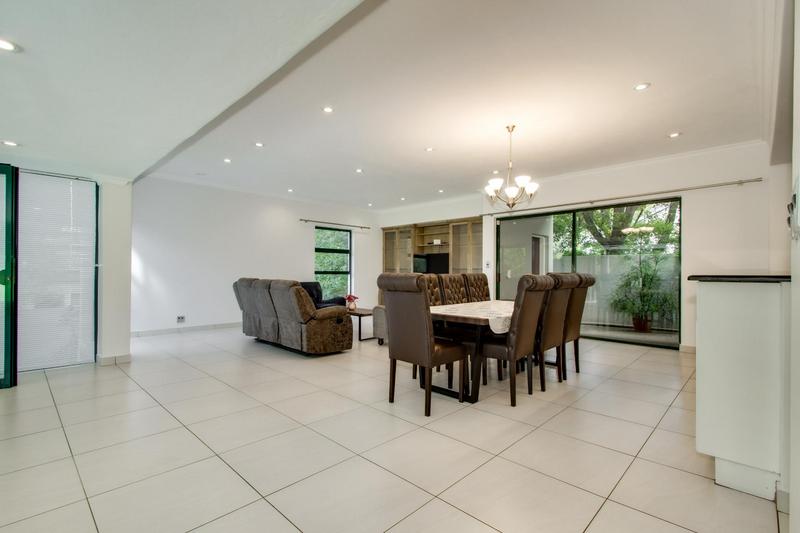 To Let 5 Bedroom Property for Rent in Dainfern Golf Estate Gauteng