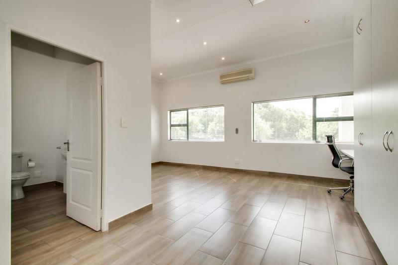 To Let 5 Bedroom Property for Rent in Dainfern Golf Estate Gauteng