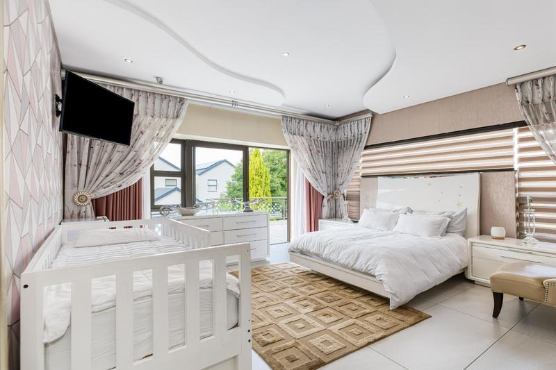 4 Bedroom Property for Sale in Dainfern Valley Gauteng