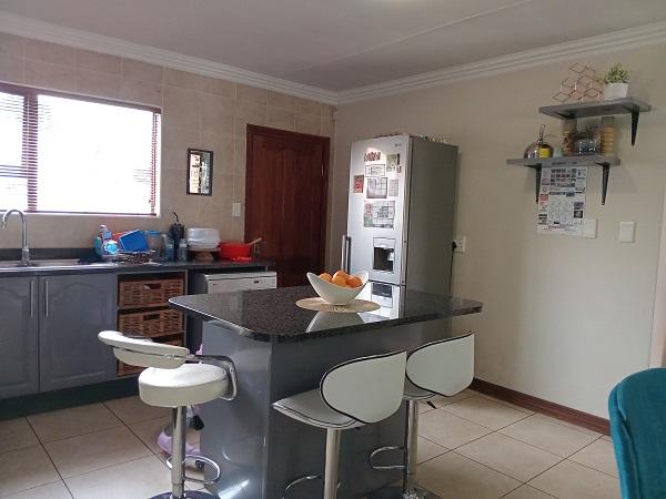 3 Bedroom Property for Sale in Vanderbijlpark SW 5 Gauteng