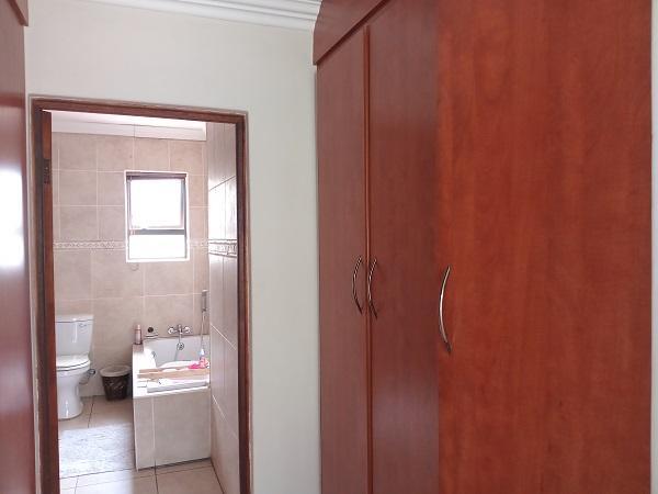 3 Bedroom Property for Sale in Vanderbijlpark SW 5 Gauteng