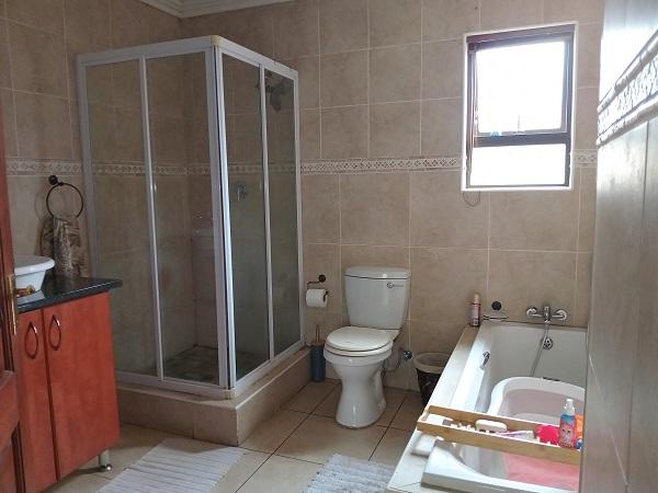 3 Bedroom Property for Sale in Vanderbijlpark SW 5 Gauteng