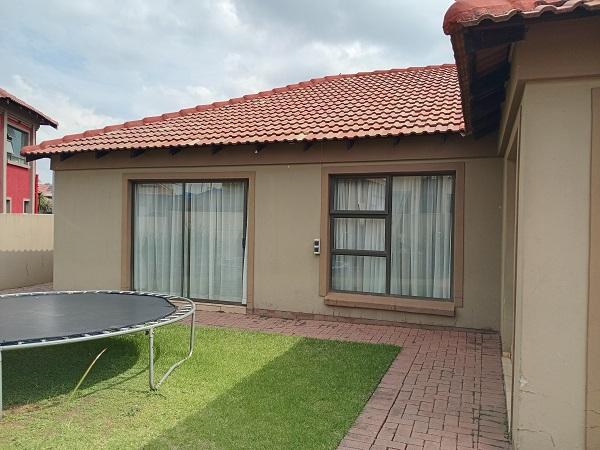3 Bedroom Property for Sale in Vanderbijlpark SW 5 Gauteng