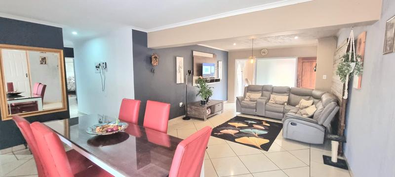 3 Bedroom Property for Sale in Amberfield Gauteng