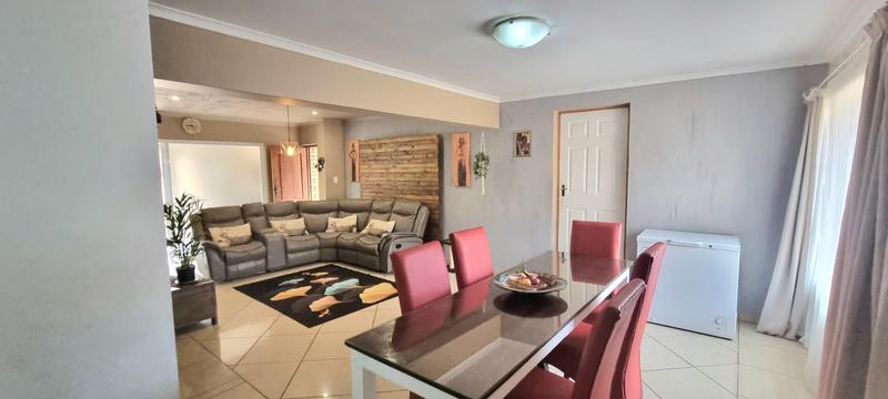 3 Bedroom Property for Sale in Amberfield Gauteng