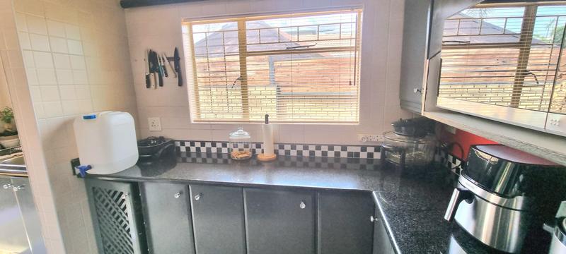 3 Bedroom Property for Sale in Amberfield Gauteng