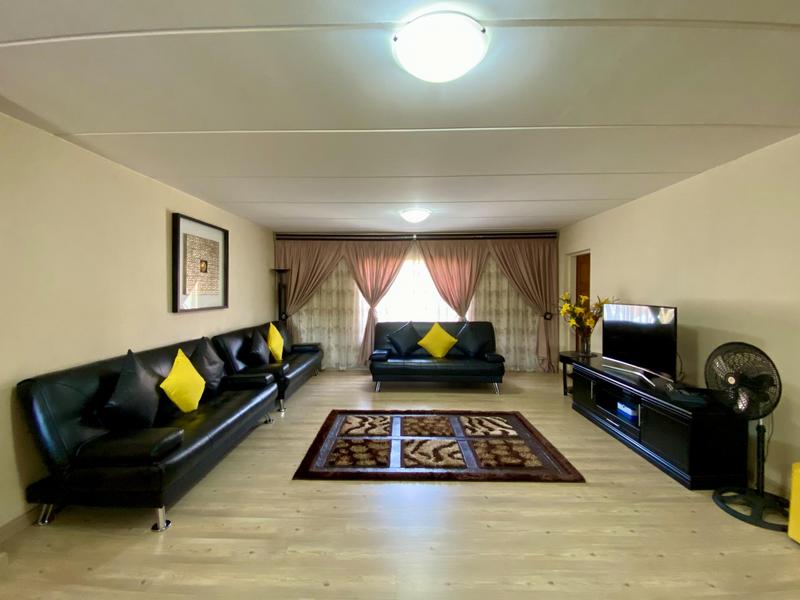 2 Bedroom Property for Sale in Sundowner Gauteng