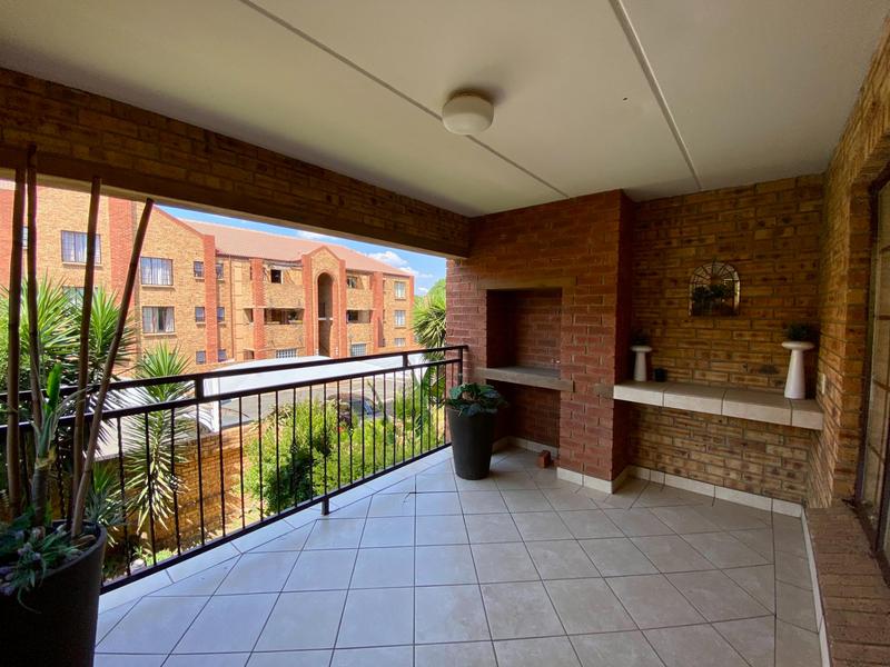 2 Bedroom Property for Sale in Sundowner Gauteng