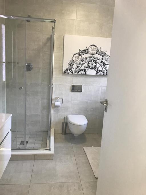 To Let 3 Bedroom Property for Rent in Waterfall Gauteng