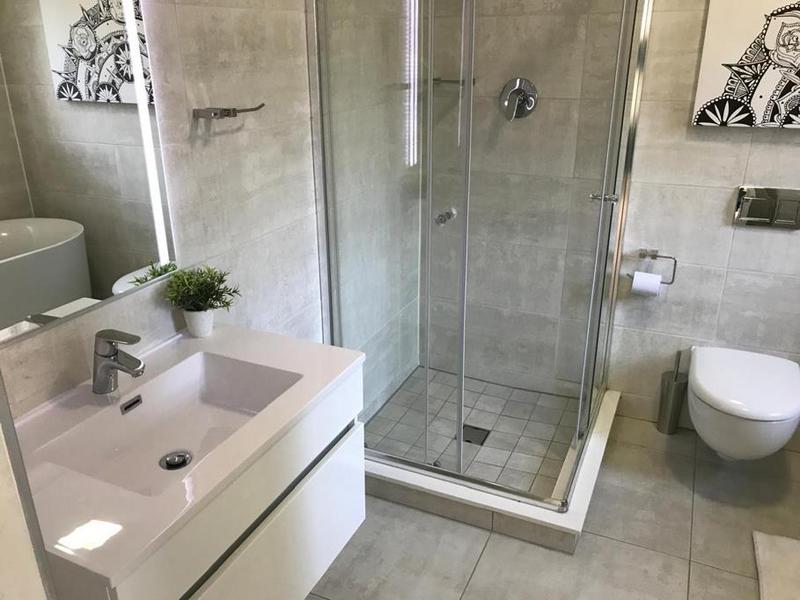 To Let 3 Bedroom Property for Rent in Waterfall Gauteng