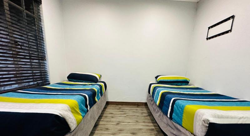 To Let 3 Bedroom Property for Rent in Radiokop Gauteng