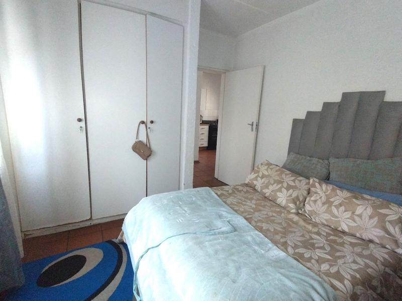 1 Bedroom Property for Sale in Westdene Gauteng