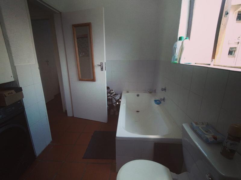 1 Bedroom Property for Sale in Westdene Gauteng