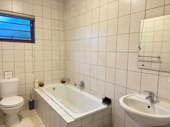 To Let 3 Bedroom Property for Rent in North Riding Gauteng