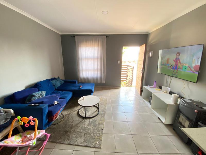 2 Bedroom Property for Sale in Groblerpark Gauteng