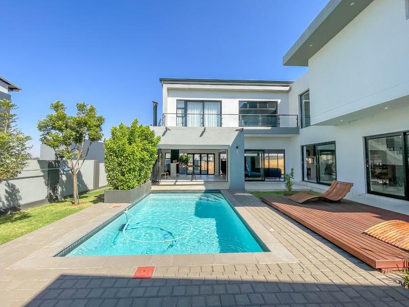 5 Bedroom Property for Sale in Midstream Estate Gauteng