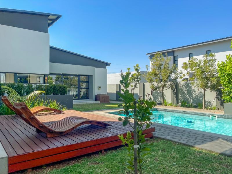 5 Bedroom Property for Sale in Midstream Estate Gauteng