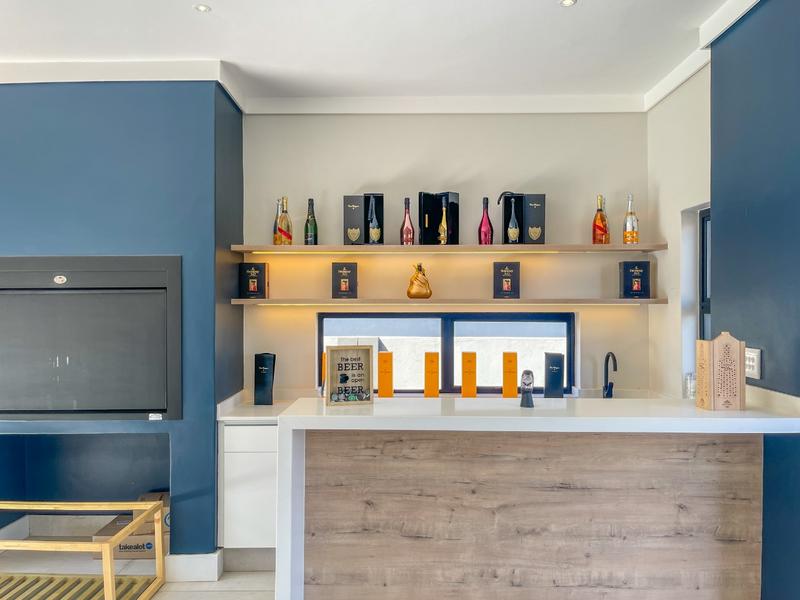 5 Bedroom Property for Sale in Midstream Estate Gauteng