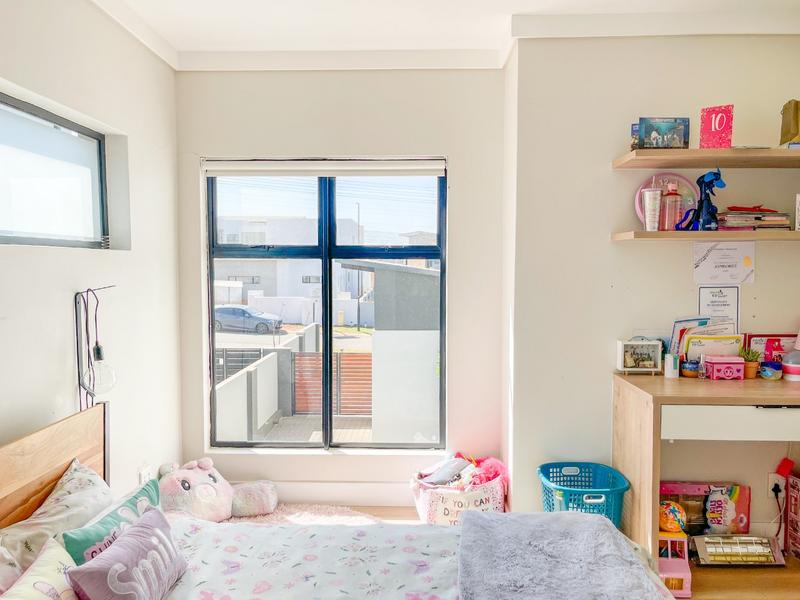 5 Bedroom Property for Sale in Midstream Estate Gauteng