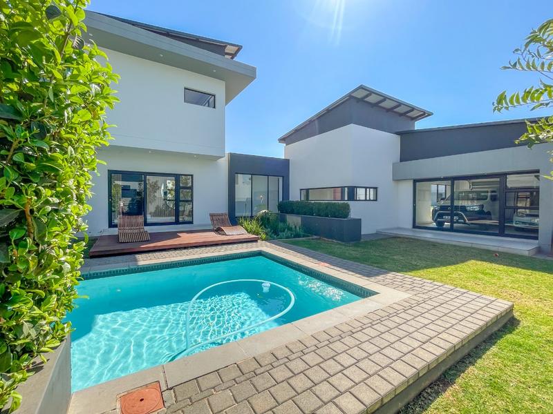 5 Bedroom Property for Sale in Midstream Estate Gauteng