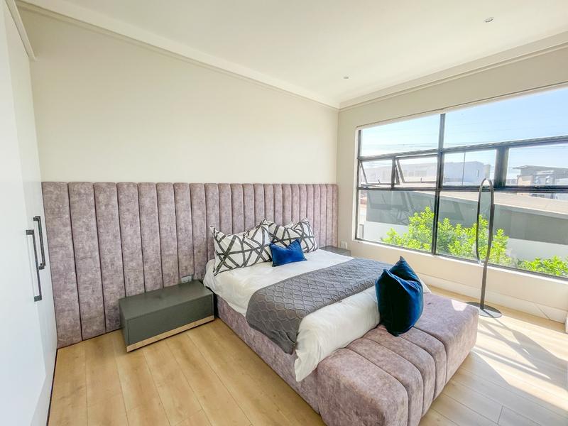 5 Bedroom Property for Sale in Midstream Estate Gauteng