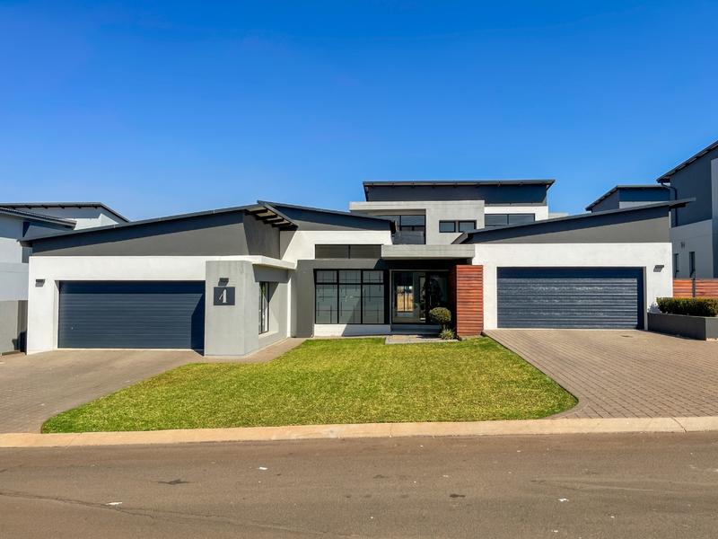 5 Bedroom Property for Sale in Midstream Estate Gauteng