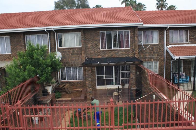3 Bedroom Property for Sale in Clayville East Gauteng