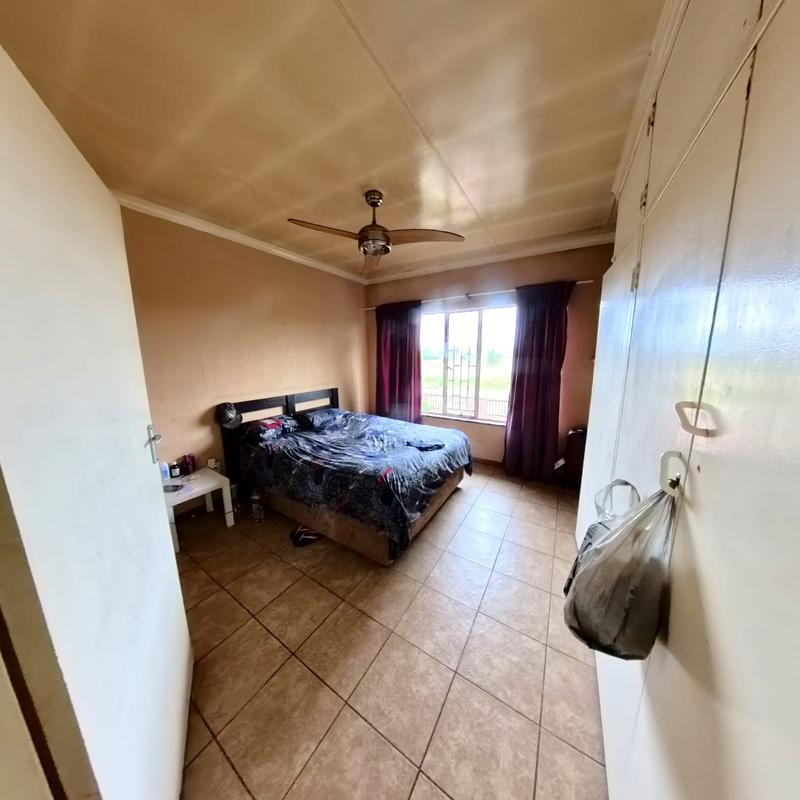 3 Bedroom Property for Sale in Clayville East Gauteng
