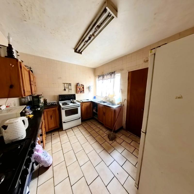 3 Bedroom Property for Sale in Clayville East Gauteng