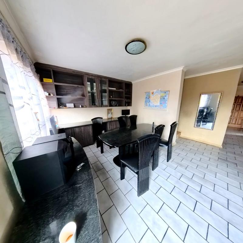 3 Bedroom Property for Sale in Clayville East Gauteng