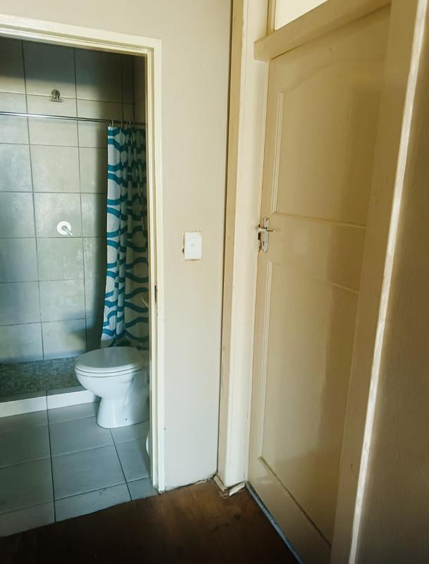 1 Bedroom Property for Sale in Bezuidenhout Valley Gauteng