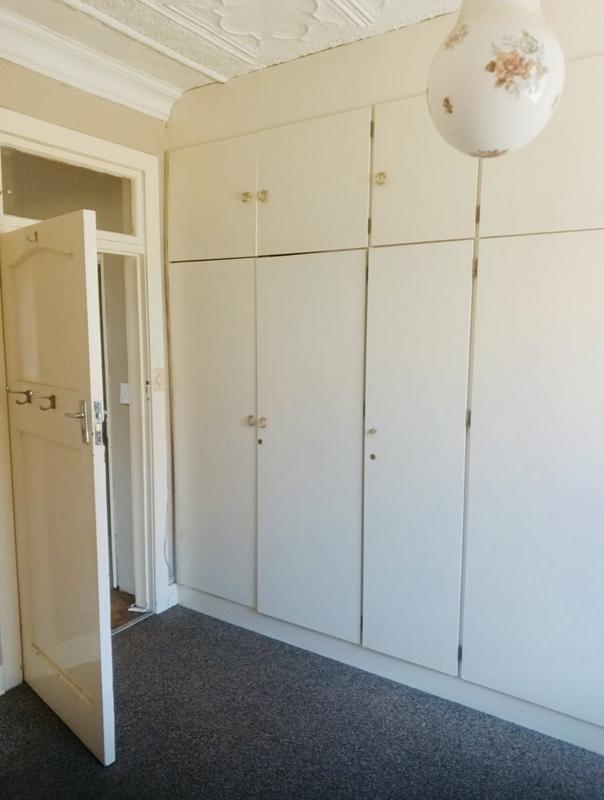 1 Bedroom Property for Sale in Bezuidenhout Valley Gauteng