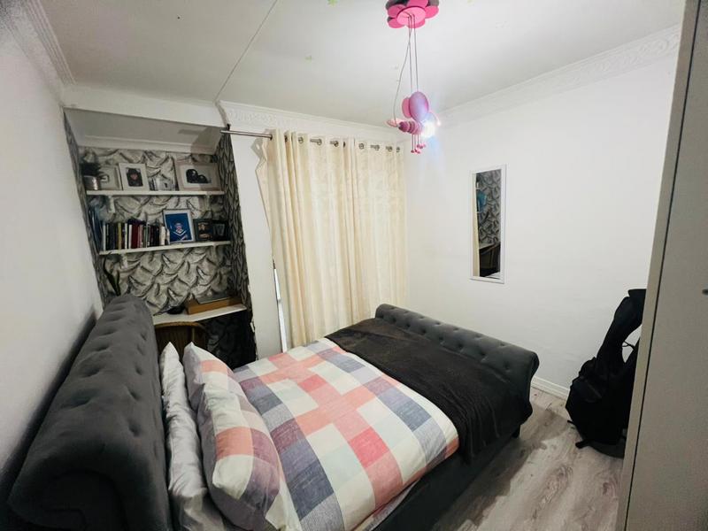 4 Bedroom Property for Sale in Bloubosrand Gauteng