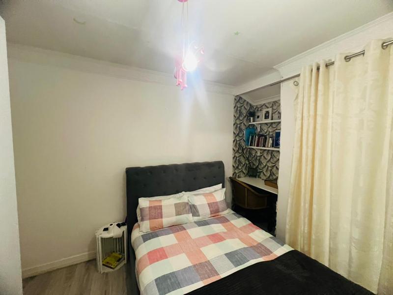 4 Bedroom Property for Sale in Bloubosrand Gauteng